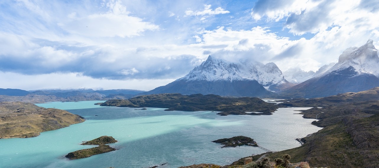 An inspiring view of mountains and sea